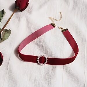 Elegant Red Velvet Choker with Pearl Accent.